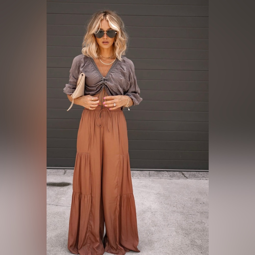 Vici satin pocketed pants